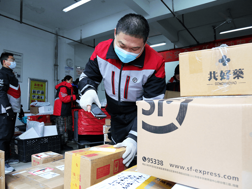 各区县旅游局将在相应标准的指导下规划沿岸旅游休闲区和配套服务建设